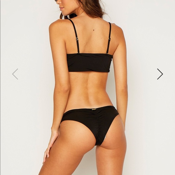 NWT Beach Bunny London black bottoms - Picture 2 of 3